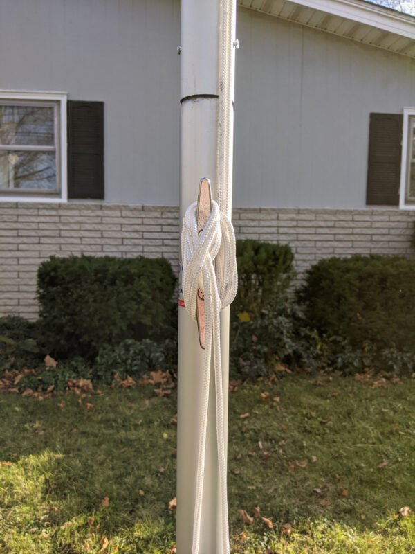 Tough braided halyard tied of to large heavy duty cleat