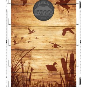 Rustic Duck Hunter. Baggo Made in the USA Cornhole set
